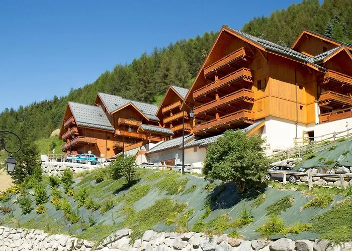 Residence Odalys Le Hameau Et Les Chalets De La Vallee D'Or